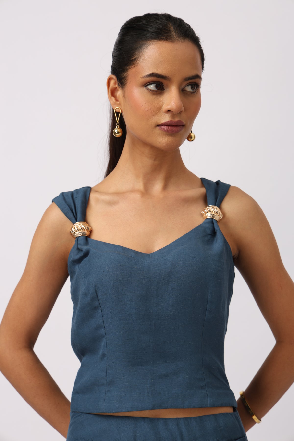 TEAL MUSE