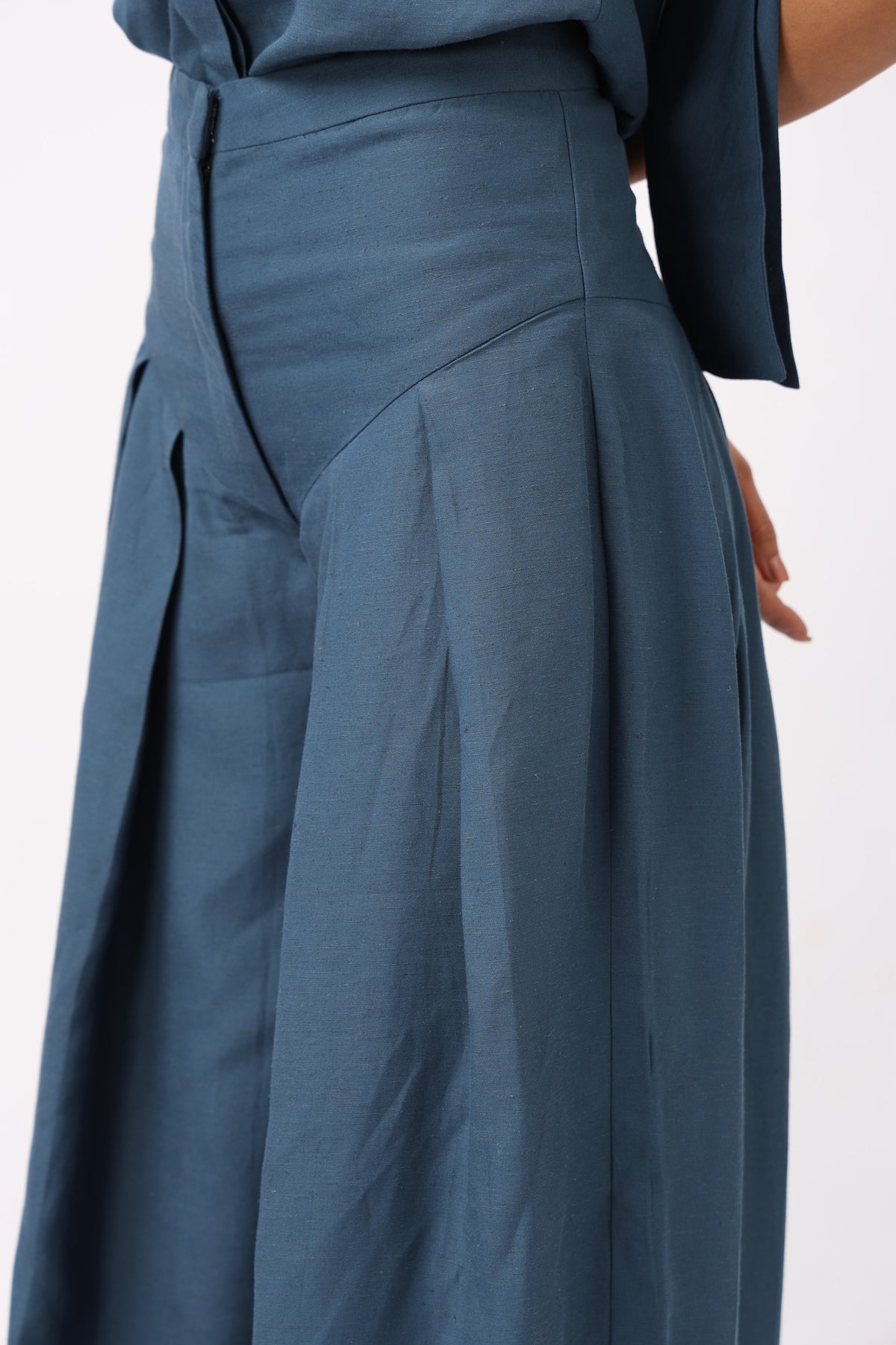 TEAL REVERIE