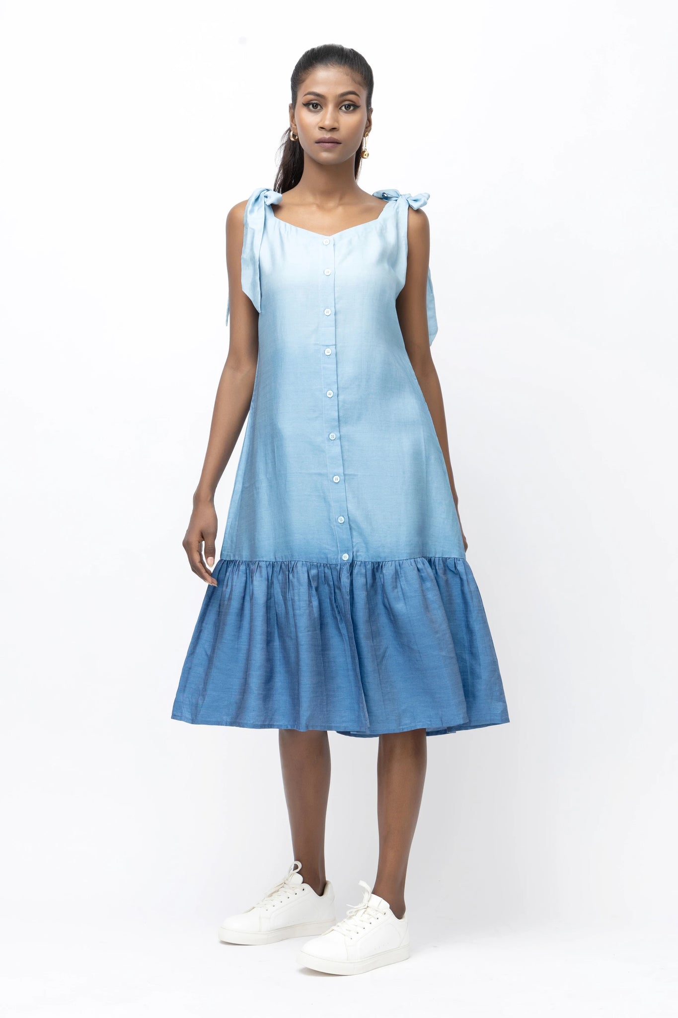 Blue Mirage Dress – A Vision of Effortless Style