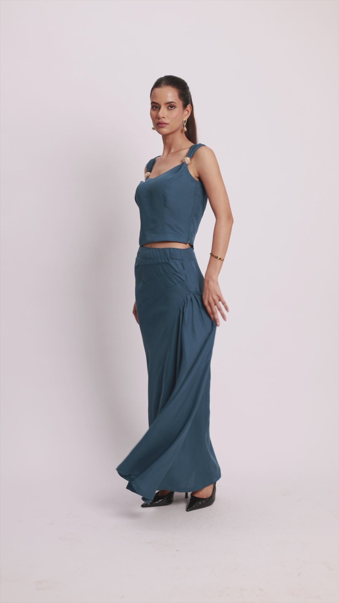 TEAL MUSE